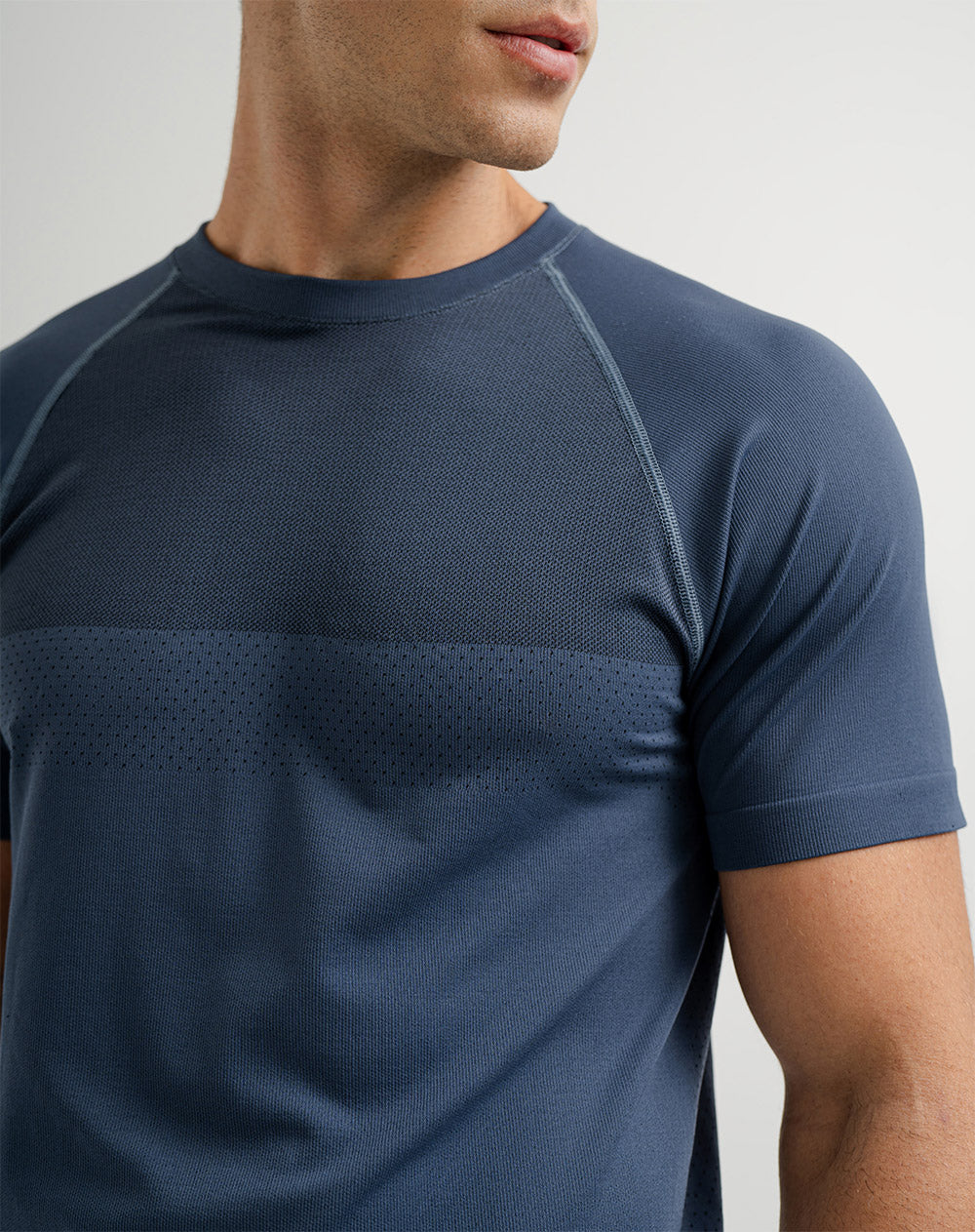 Camiseta deportiva control humedad azul hombre - Image 3