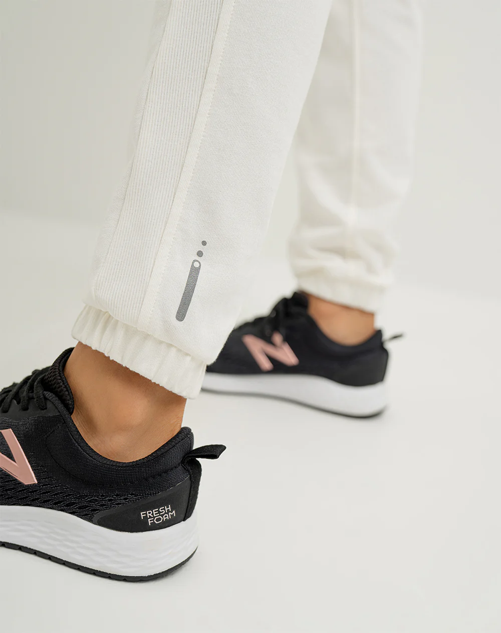Jogger tiro medio algodón habano mujer - Image 6