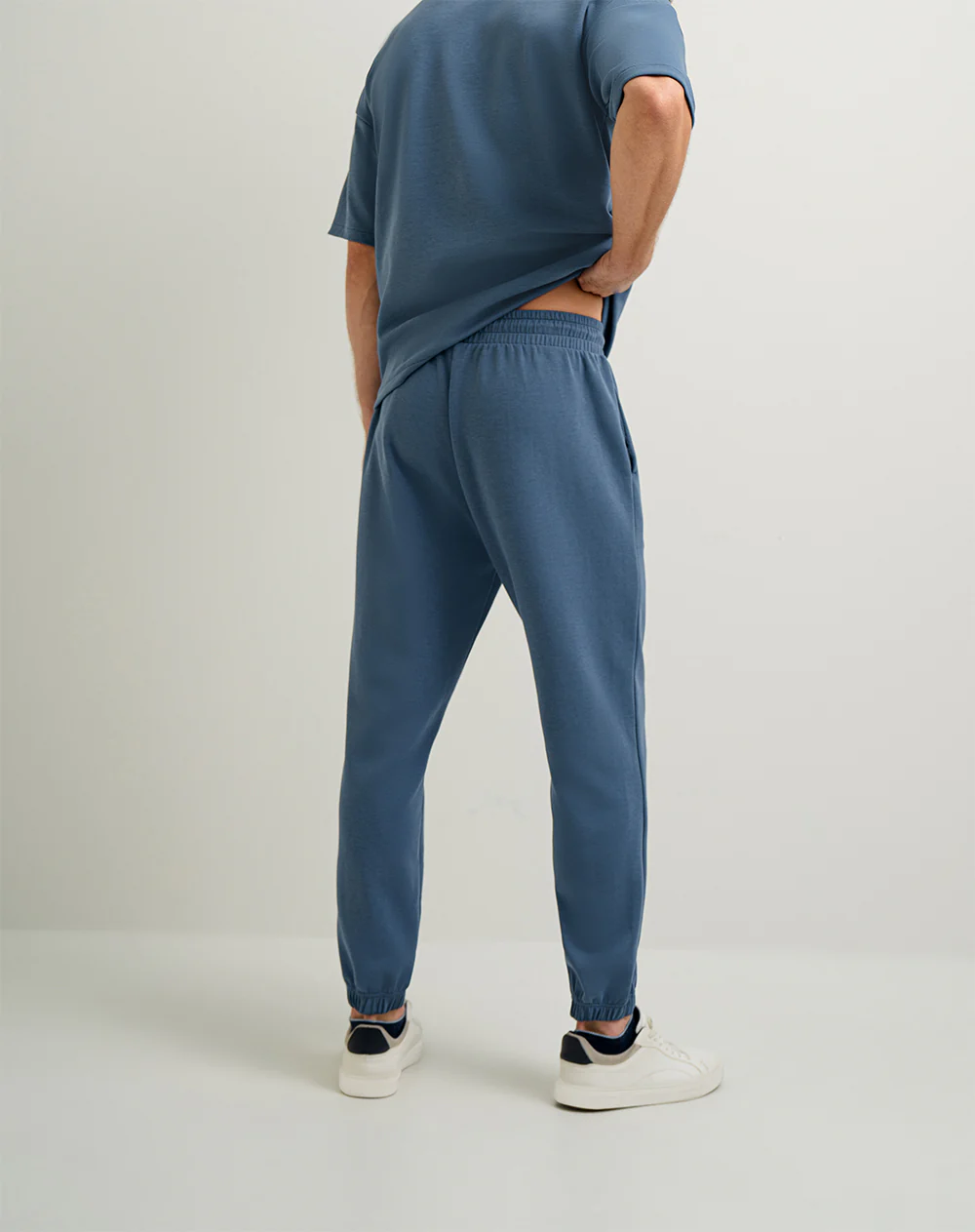 Jogger regular algodón azul hombre - Image 2