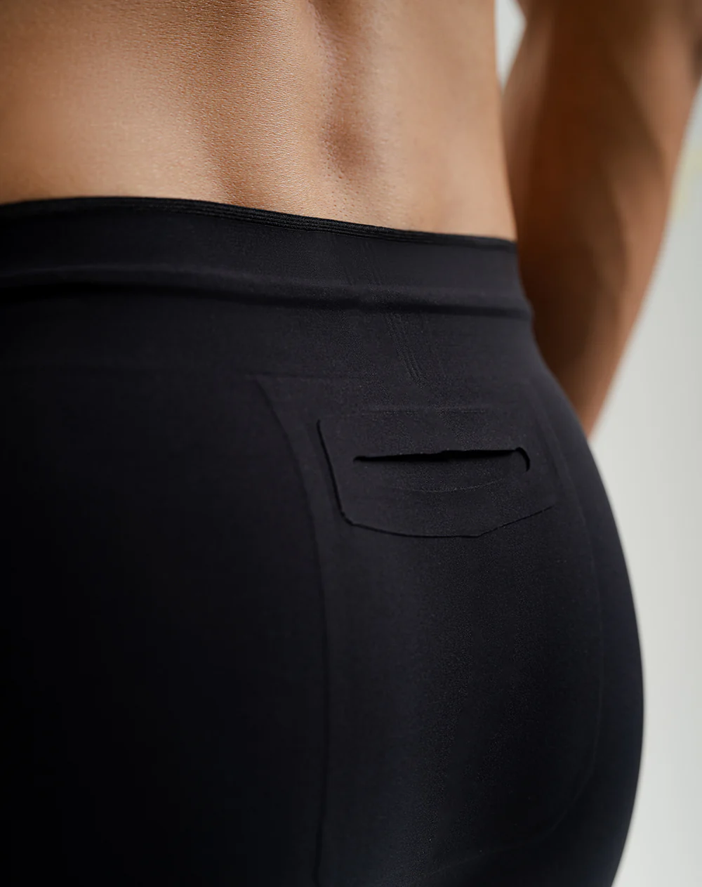 Pantaloneta tipo ciclista negra hombre - Image 6