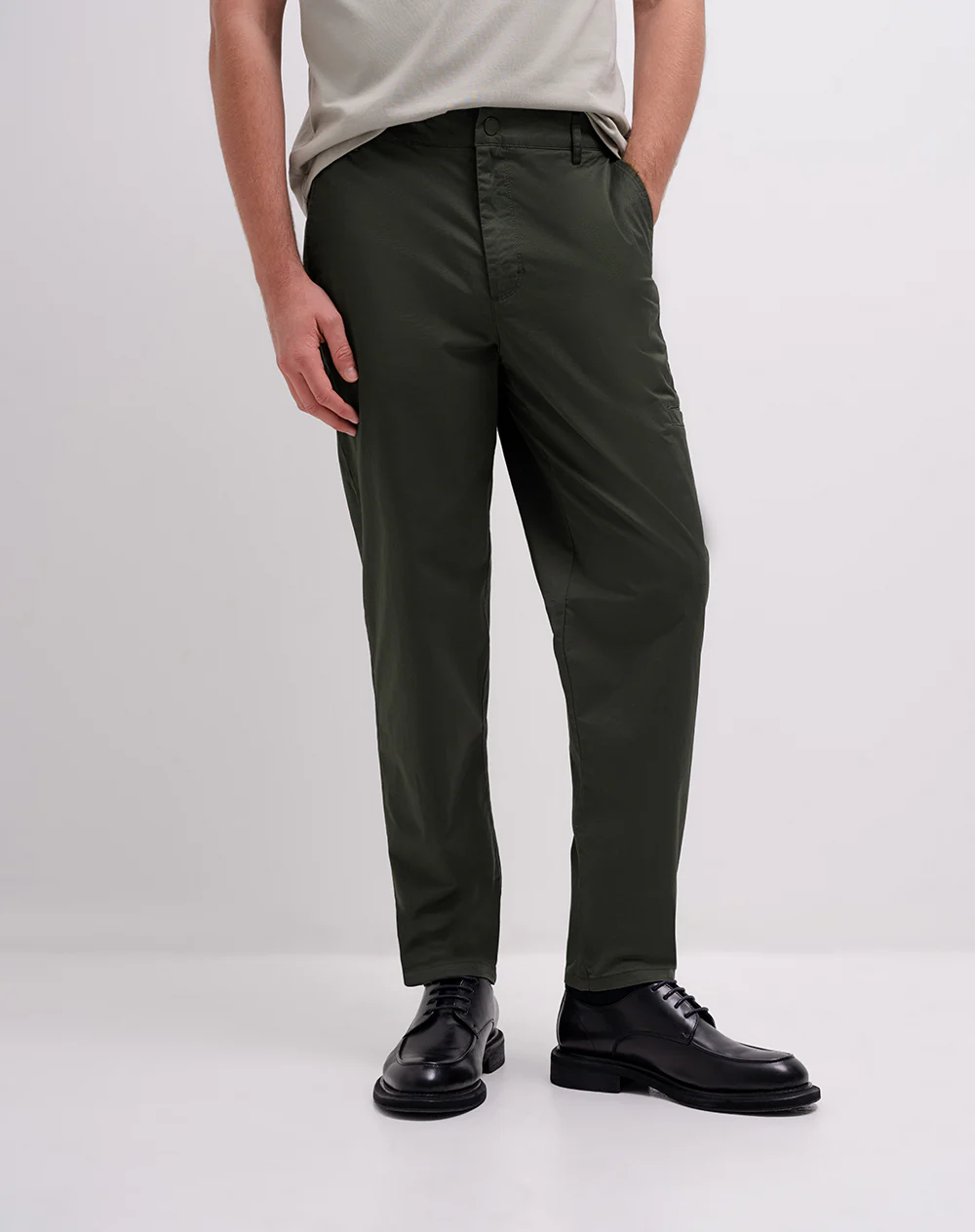 Pantalón chino regular tiro medio verde hombre hombre - Image 4