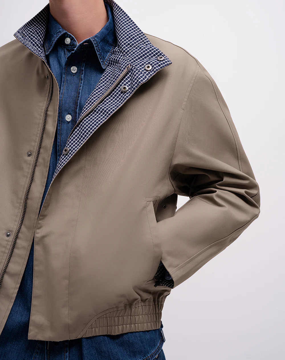 Chaqueta regular cuello alto café hombre - Image 3