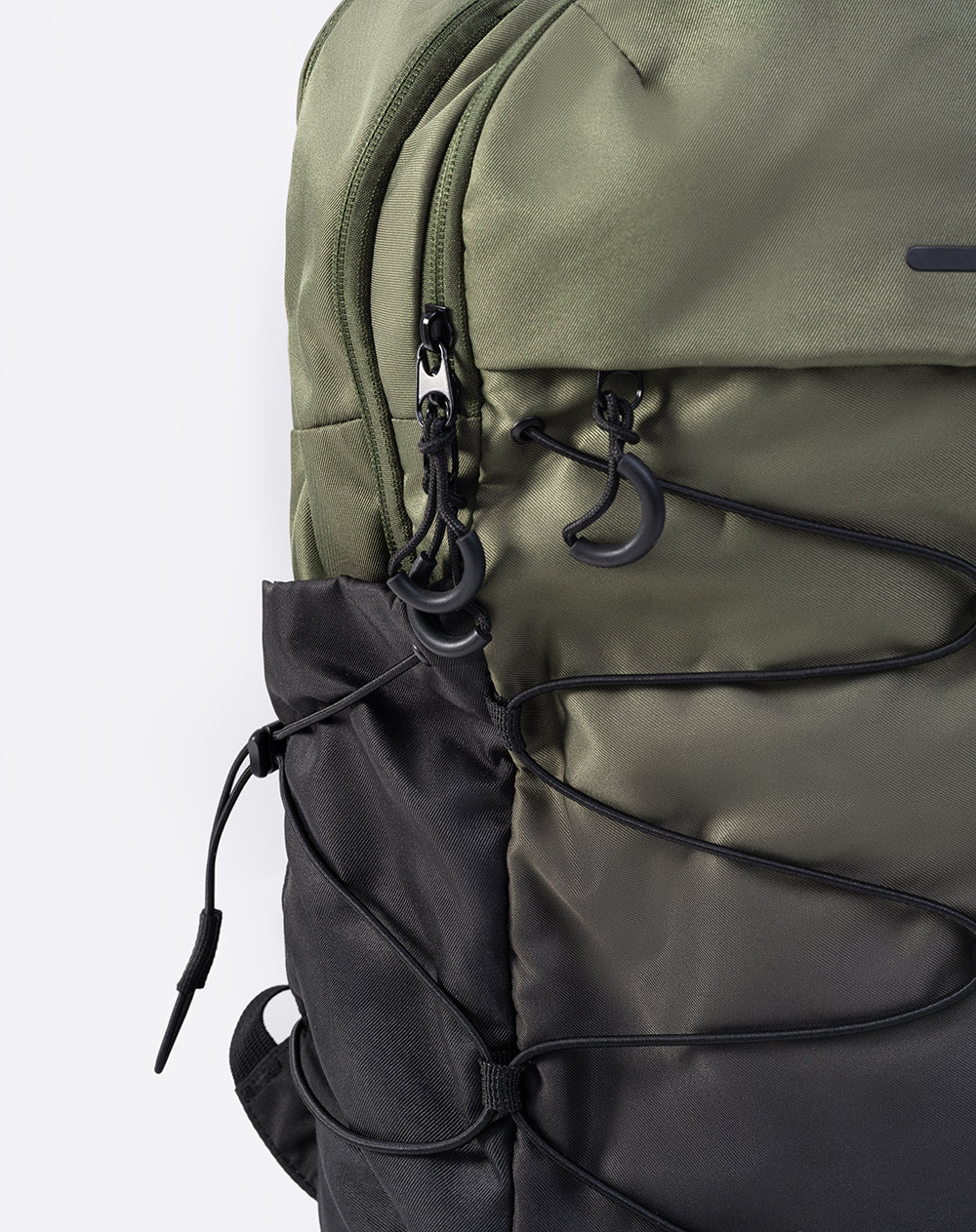 Morral con sistema elástico verde - Image 5
