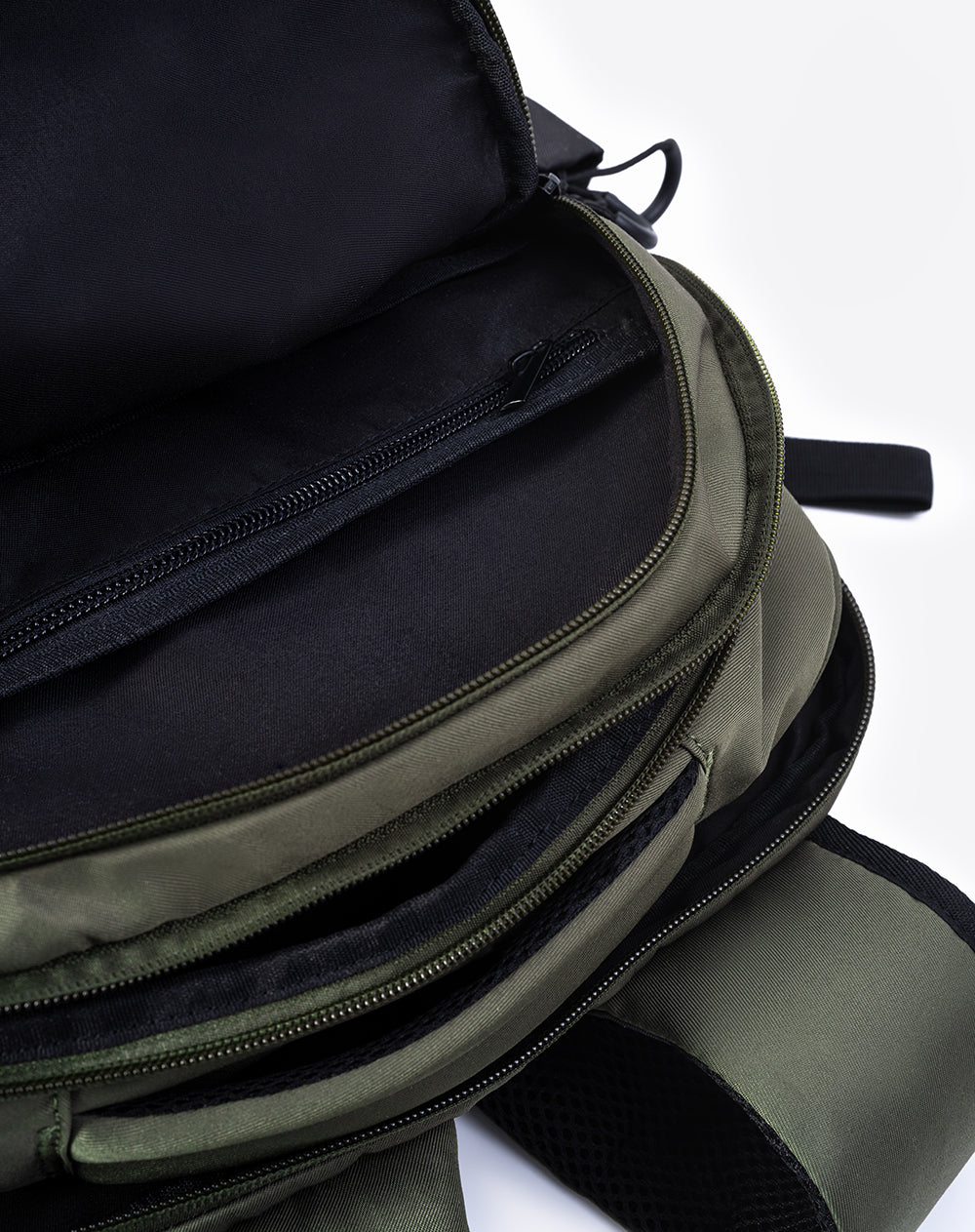 Morral con sistema elástico verde - Image 7