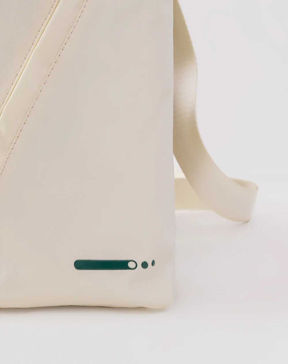 Bolso tipo bandolera blanco - Image 6