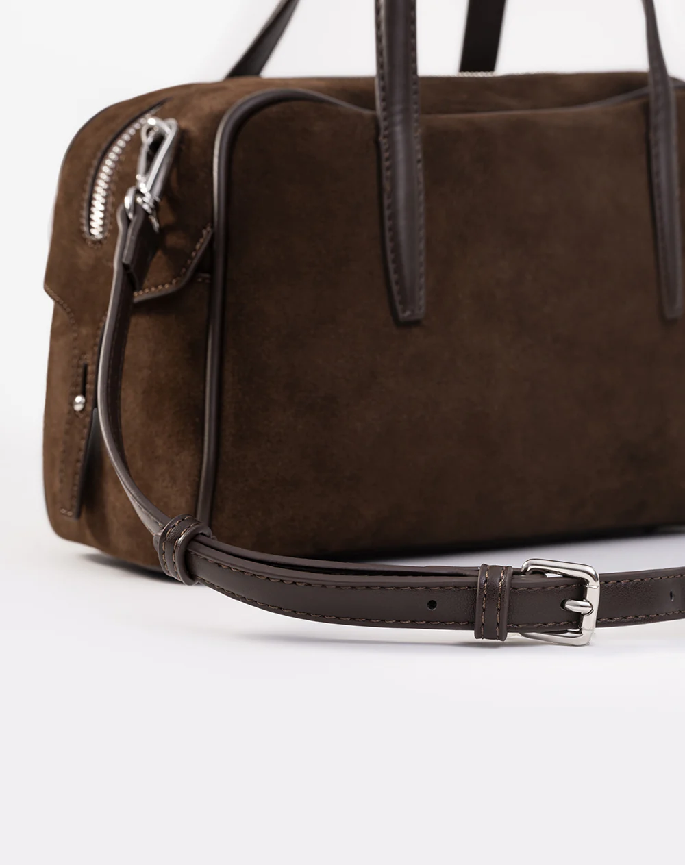 Bolso maletín tipo gamuza café - Image 4