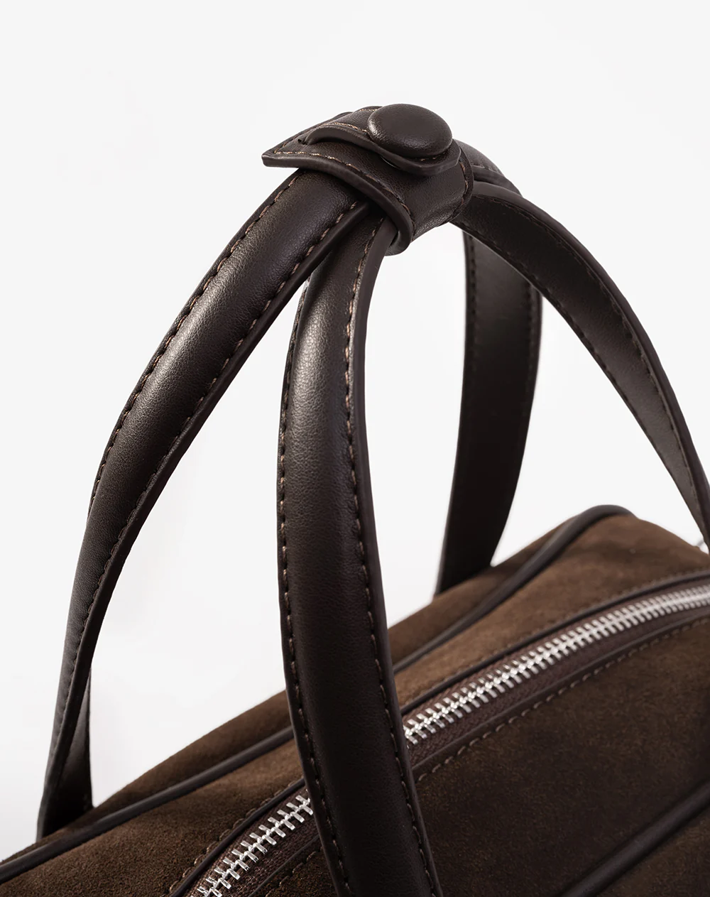 Bolso maletín tipo gamuza café - Image 6