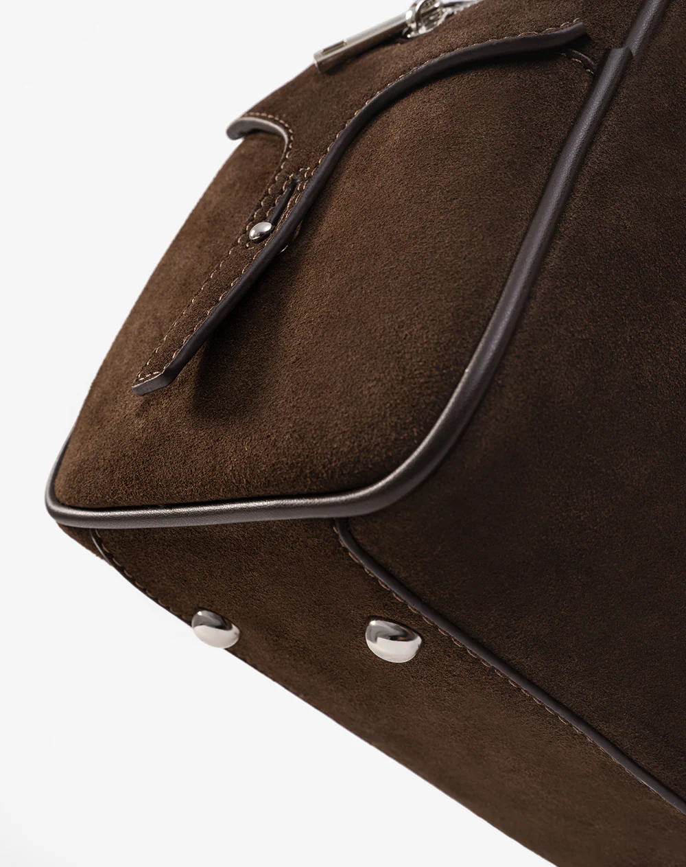 Bolso maletín tipo gamuza café - Image 9