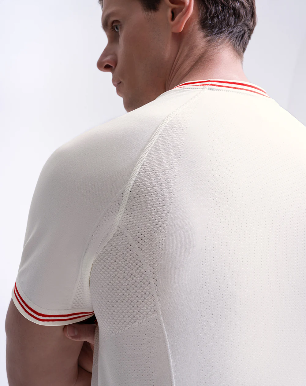 Camiseta deportiva seamless blanco hombre - Image 6