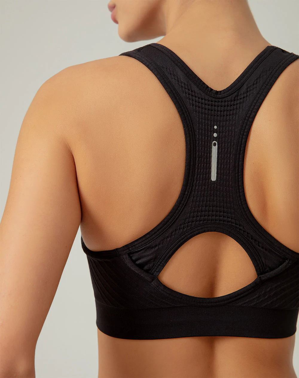 Top deportivo soporte altoseamless negro - Image 4